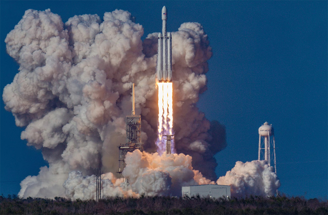 NASA SpaceX Falcon Heavy USSF-44 Rocket Launch