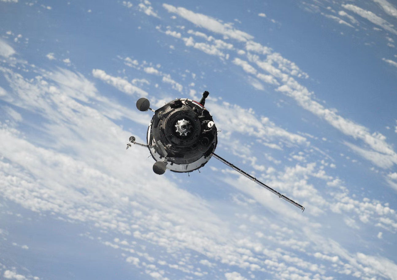 NASA SpaceX Dragon Splashdown