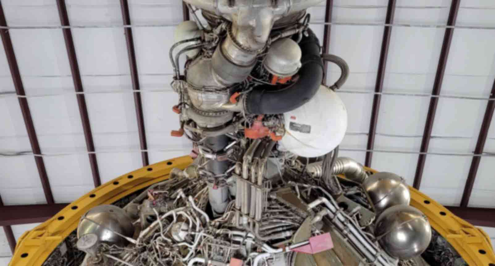 NASA SpaceX Falcon 9 Starlink 6-39