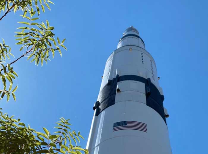 NASA SpaceX Falcon 9 Satelit Nusantara Lima Mission