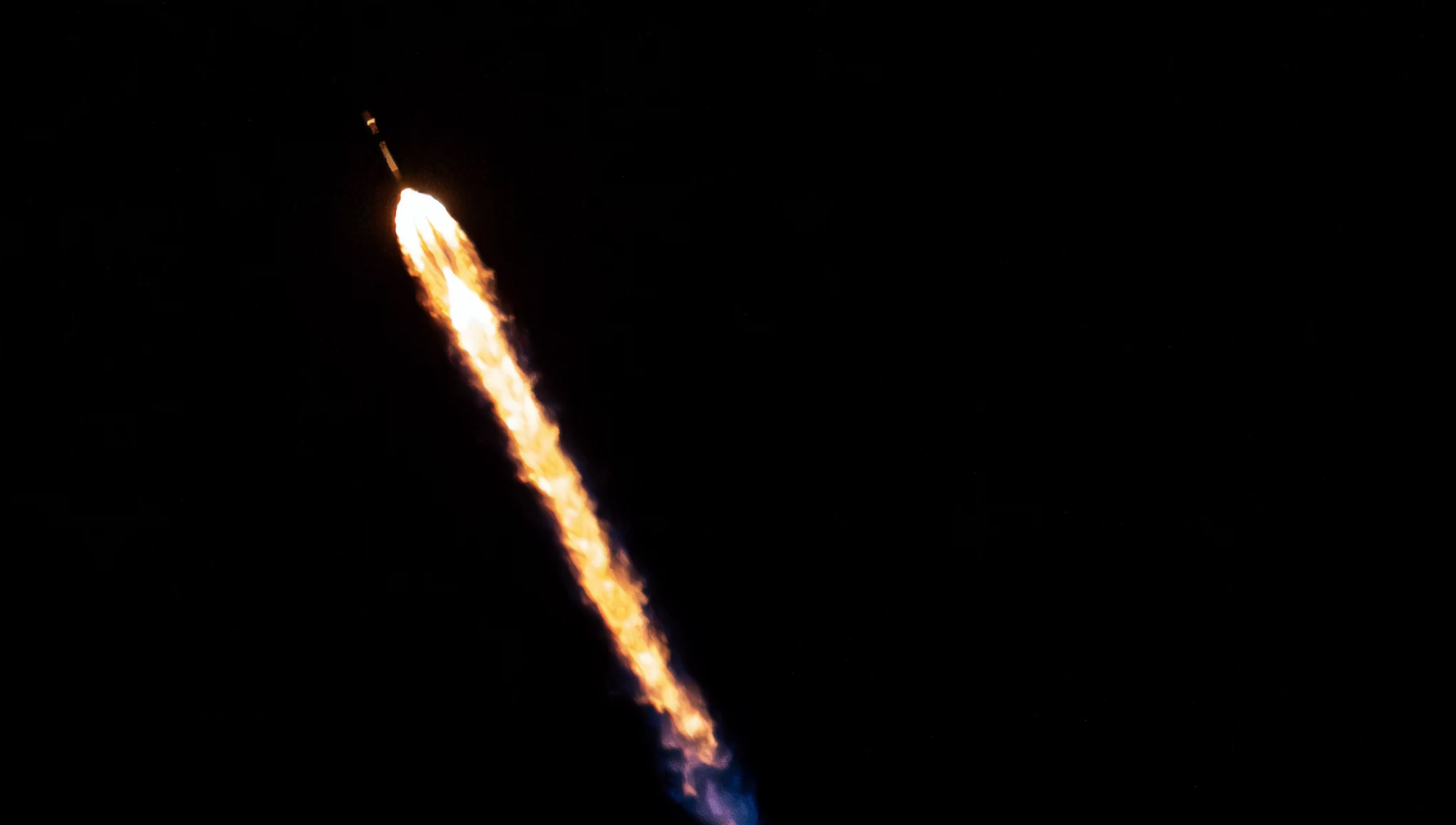 NASA SpaceX Falcon 9 Starlink 11-25 Mission