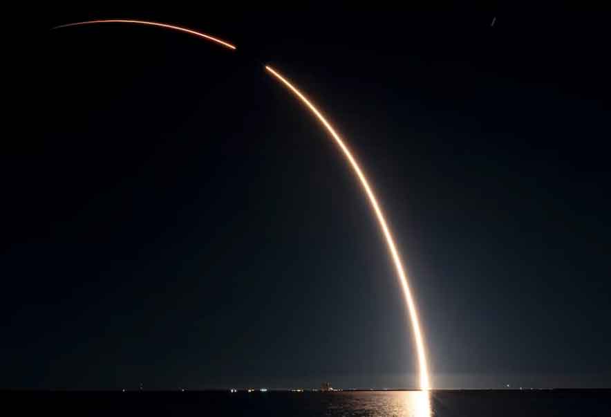 NASA SpaceX falcon 9 Starlink 6-15