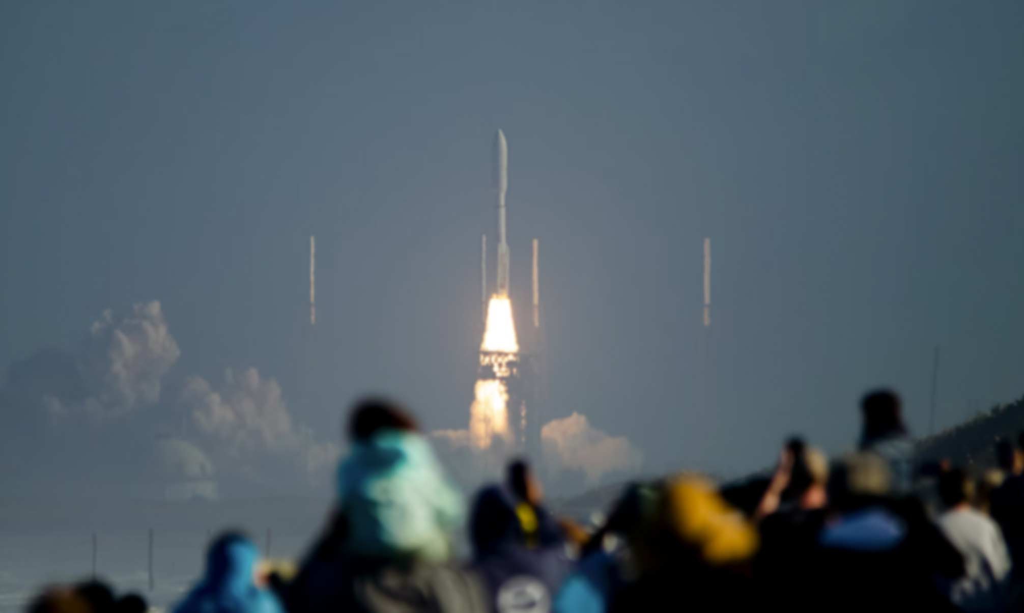 NASA SpaceX falcon 9 Starlink 6-17