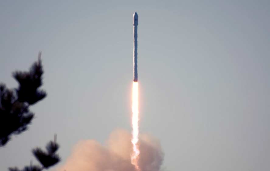 NASA SpaceX falcon 9 Starlink 6-20