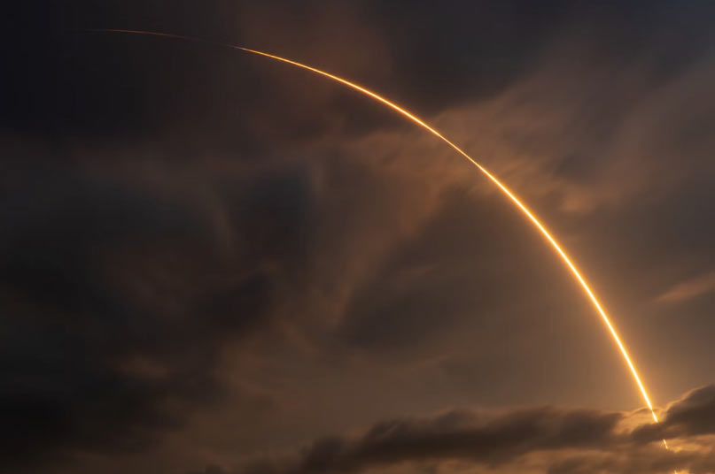 NASA SpaceX Falcon 9 Starlink 7-11