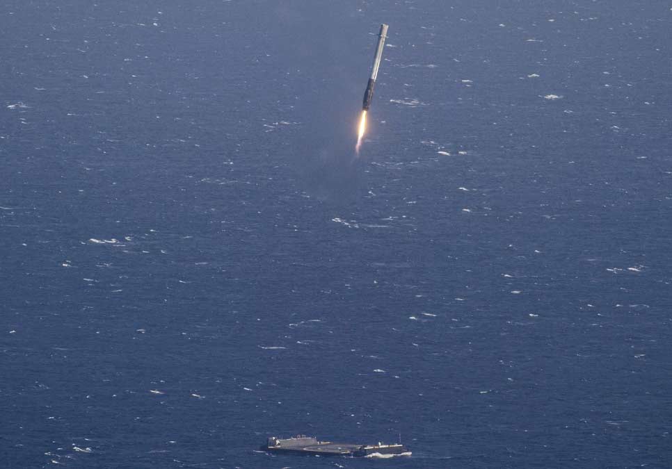 NASA SpaceX Falcon 9 Starlink 7-13