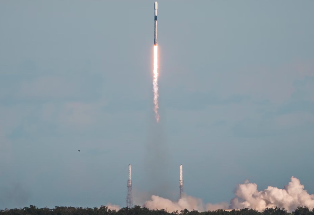 NASA SpaceX Falcon 9 Starlink 8-1