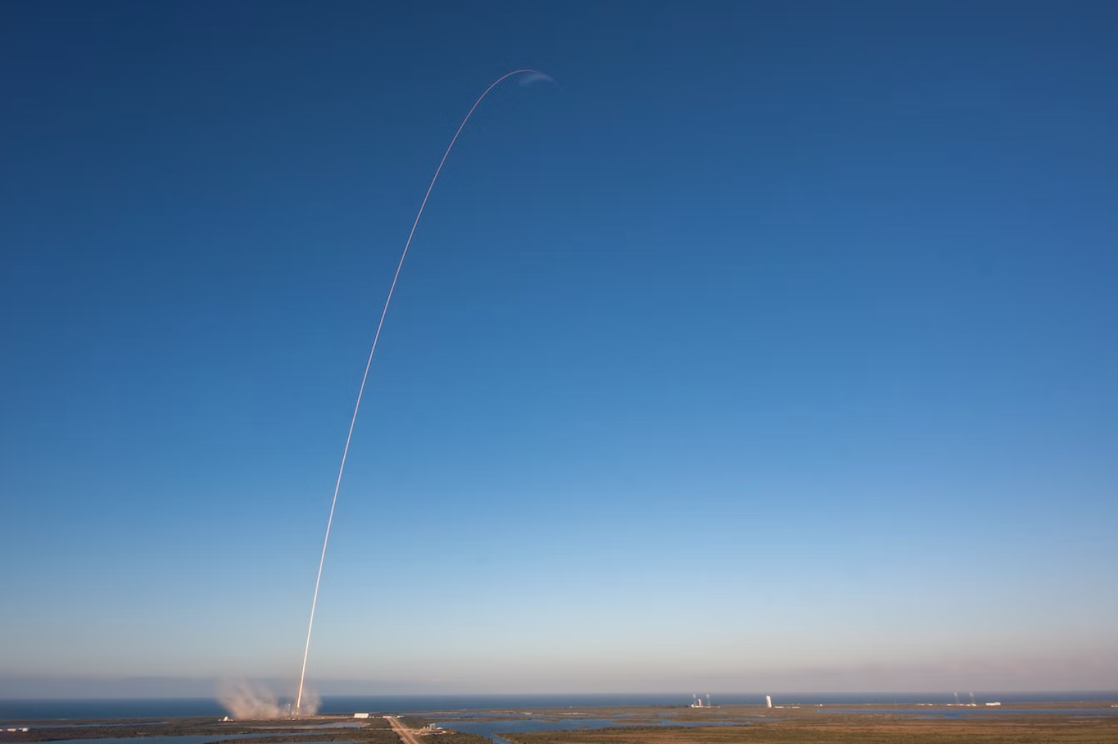 NASA SpaceX Falcon 9 Starlink 5-1 Rocket Launch