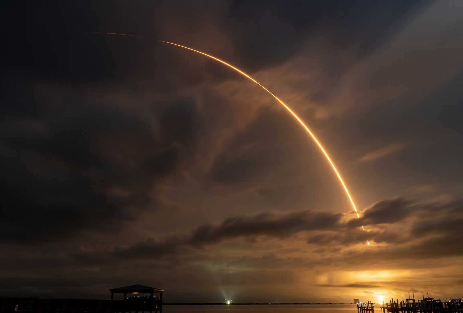 NASA SpaceX falcon 9 Intelsat IS-40e Mission Launch